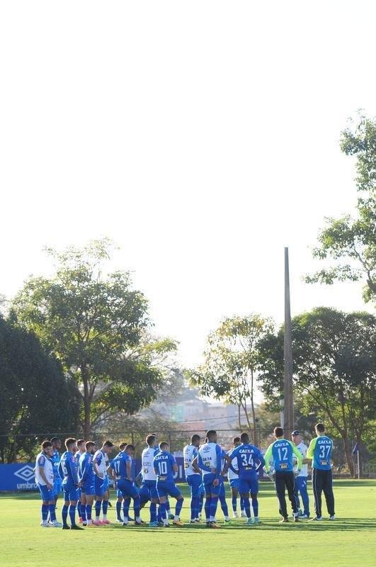 Fotos do ltimo treino do Cruzeiro antes do jogo contra o Grmio pela Primeira Liga (Gladyston Rodrigues/EM D.A Press)