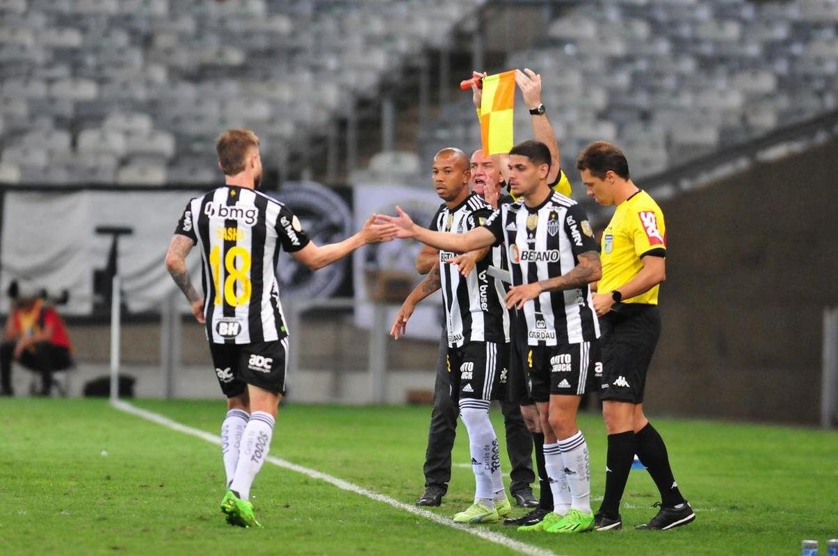 Fotos do jogo entre Atltico e Red Bull Bragantino, no Mineiro, pela 26 rodada do Campeonato Brasileiro
