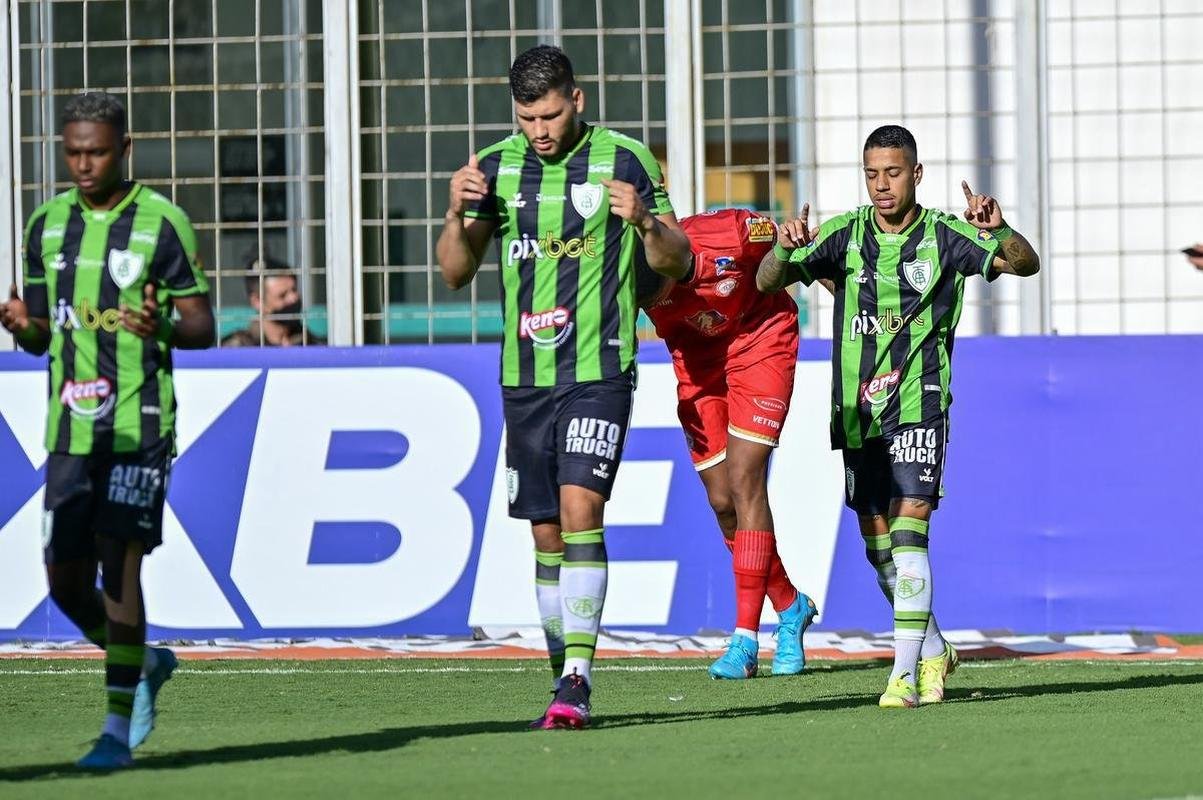 O Amrica recebeu o Tombense neste sbado (19), em jogo vlido pela 11 rodada do Campeonato Mineiro. Sem pblico, a partida foi realizada no Estdio Independncia, em Belo Horizonte.