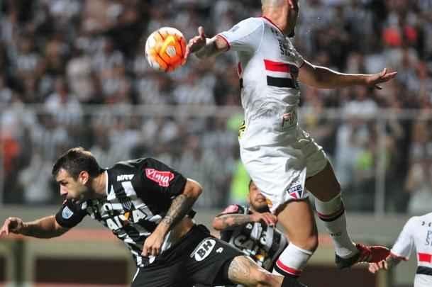 Imagens do segundo tempo da partida entre Atltico e So Paulo, no Independncia, pela Libertadores