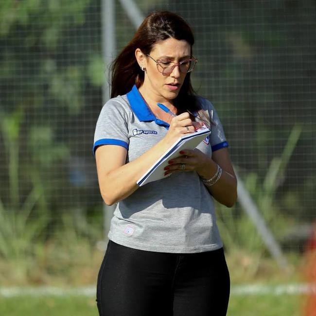 Com jogadores conhecidos da torcida mineira, como o zagueiro Edcarlos o meio-campista Leandro Domingues, o Betim apresentou o elenco nessa segunda-feira (21)