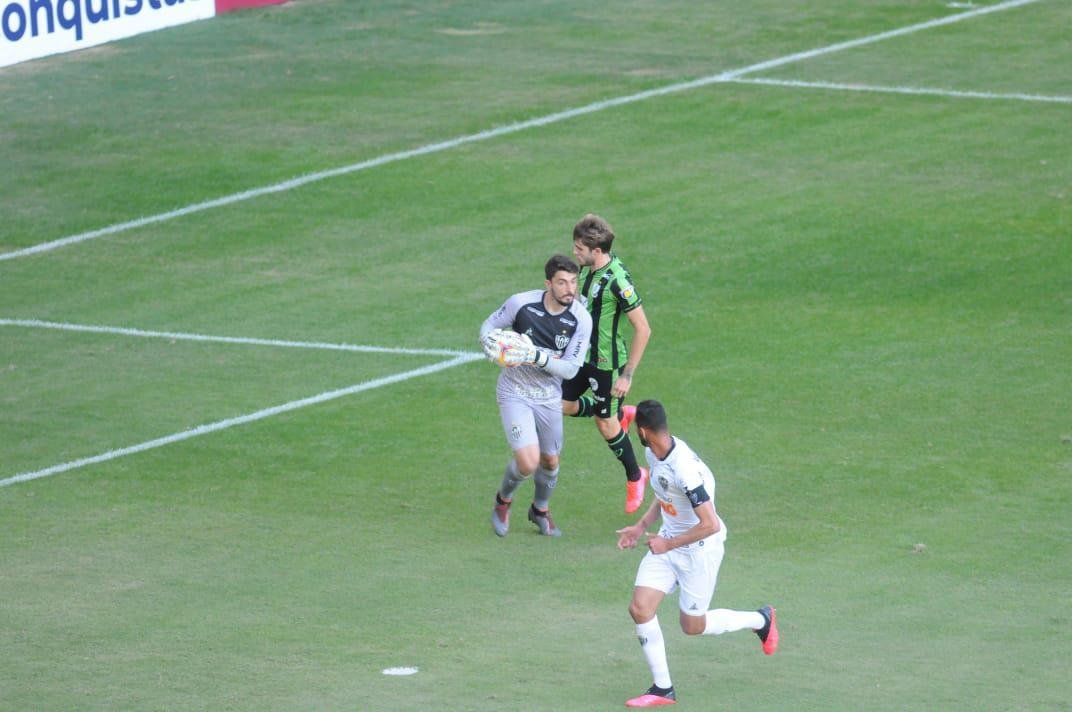 Fotos do clssico entre Amrica e Atltico, no Independncia, em Belo Horizonte, pela 10 rodada do Campeonato Mineiro. Jogo marcou o retorno dos dois rivais ao futebol em plena pandemia do novo coronavrus (Juarez Rodrigues/EM/DAPress)
