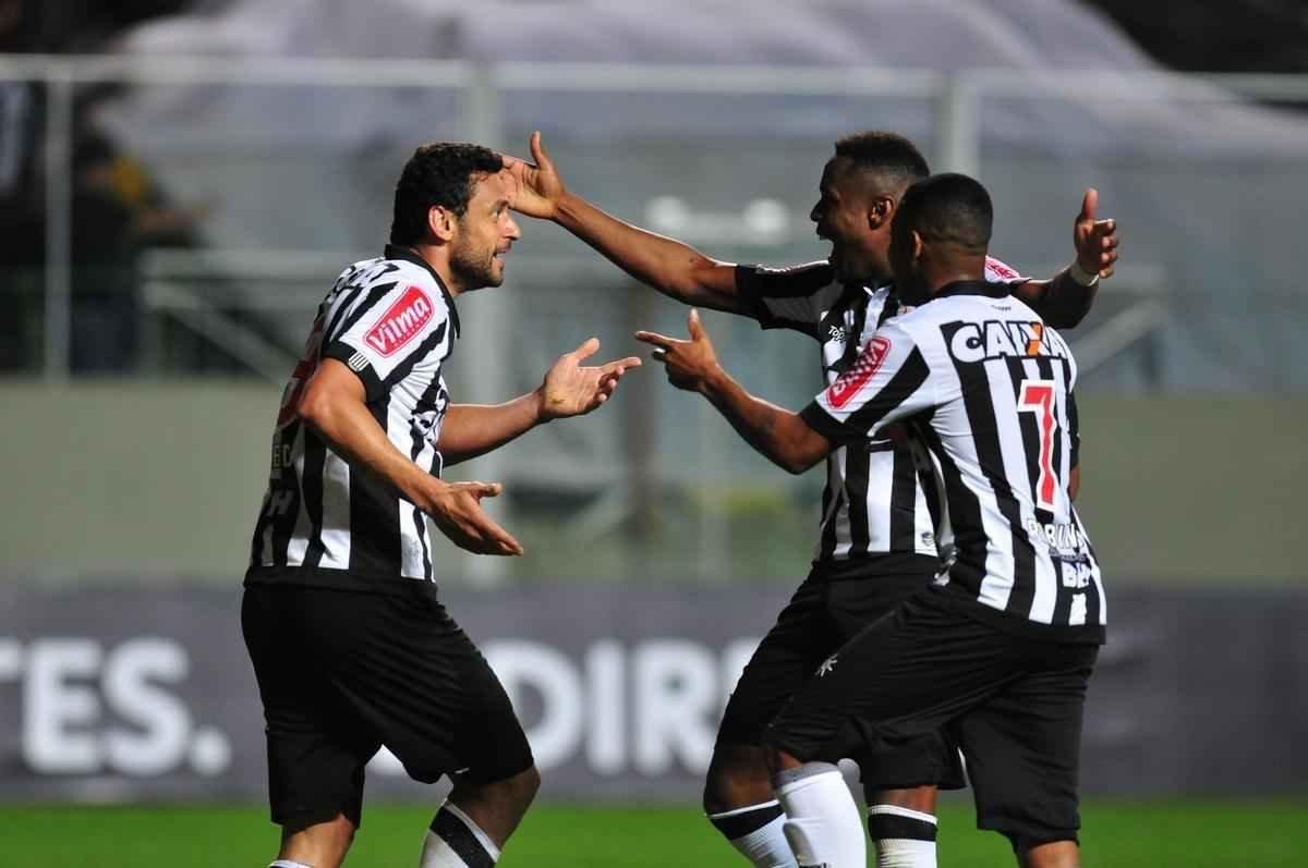 Na etapa final, Fred ampliou a vantagem atleticana para 3 a 1, depois de assistncia de Cazares