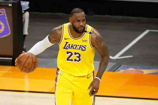 NBA: número 1 do Draft diz que LeBron é o maior jogador de todos