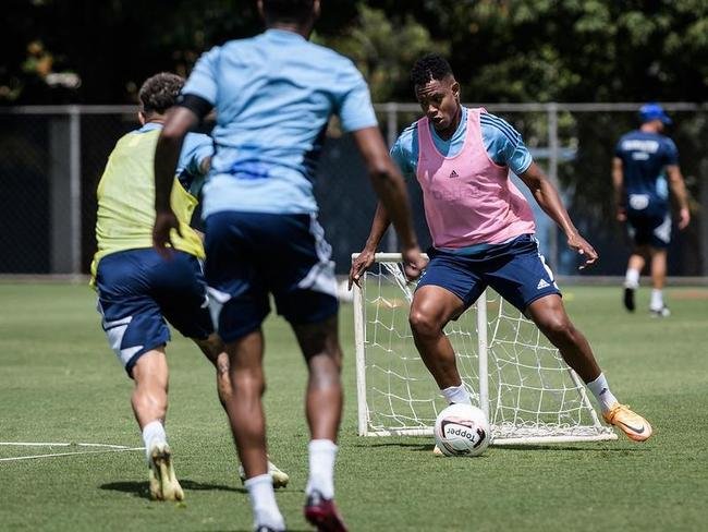 Imagens do treino do Cruzeiro desta segunda-feira (20), na Toca da Raposa II, em Belo Horizonte