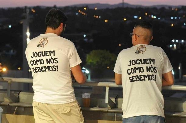 Imagens da torcida e da partida entre Cruzeiro e Santos, no Mineiro