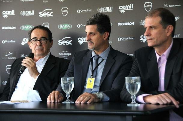 Veja fotos da trajetória de Bebeto de Freitas no Atlético e no Botafogo