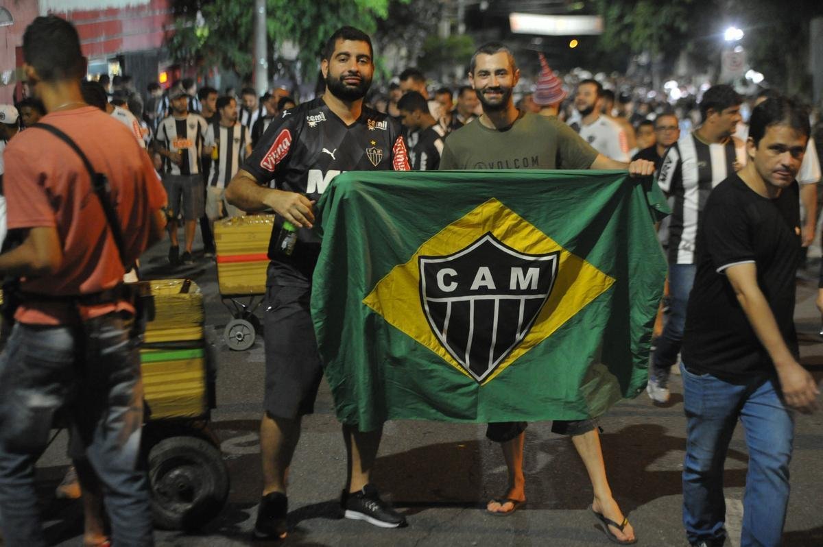 Torcida do Atltico no pr-jogo do duelo com o Defensor, no Independncia, pela Copa Libertadores