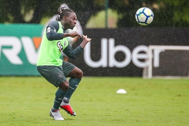 Atltico treinou sob chuva intensa na Cidade do Galo nesta quinta-feira  tarde
