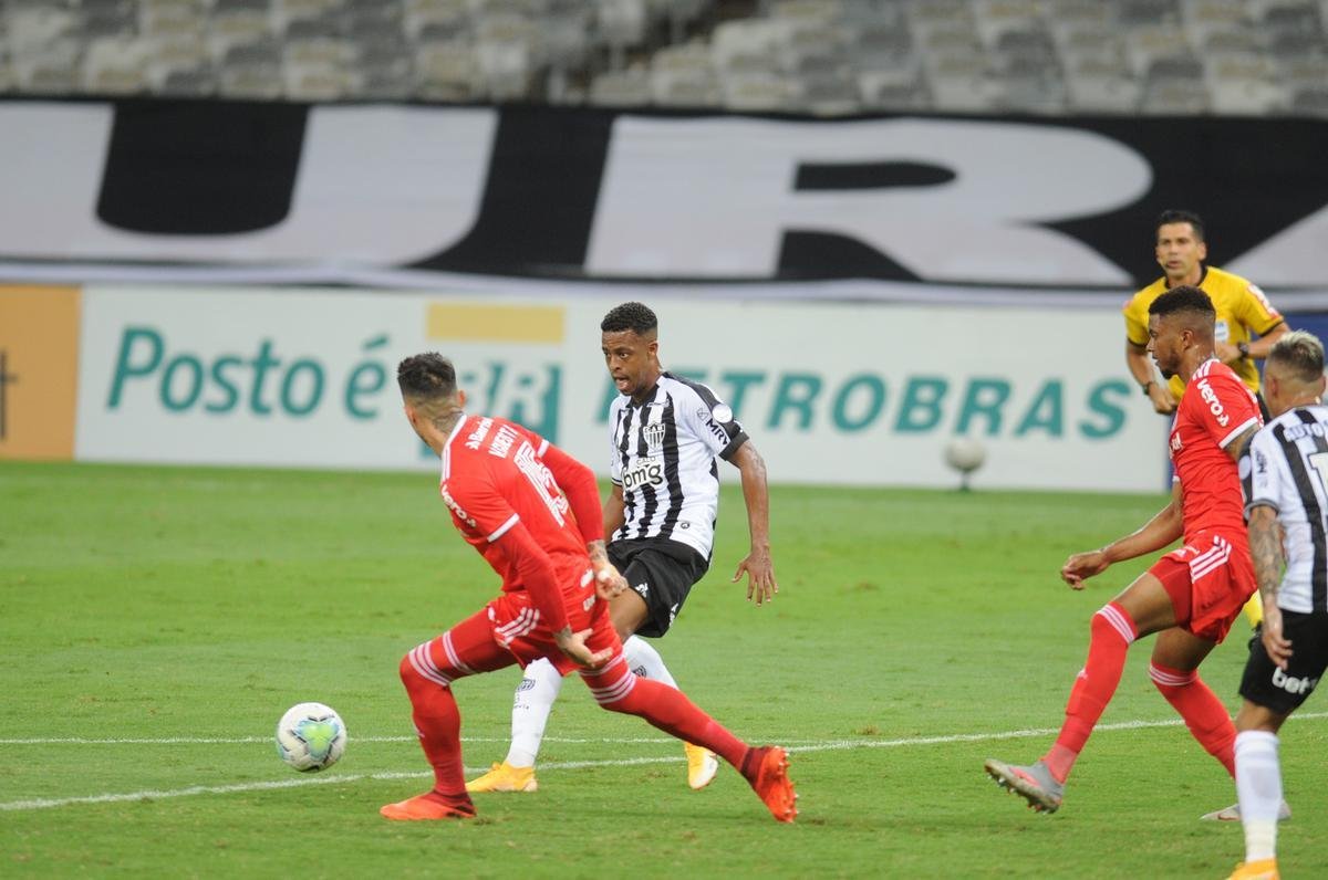 Fotos do duelo entre Atltico e Internacional, no Mineiro, em Belo Horizonte, pela 24 rodada da Srie A do Campeonato Brasileiro de 2020 (6/12/2020)