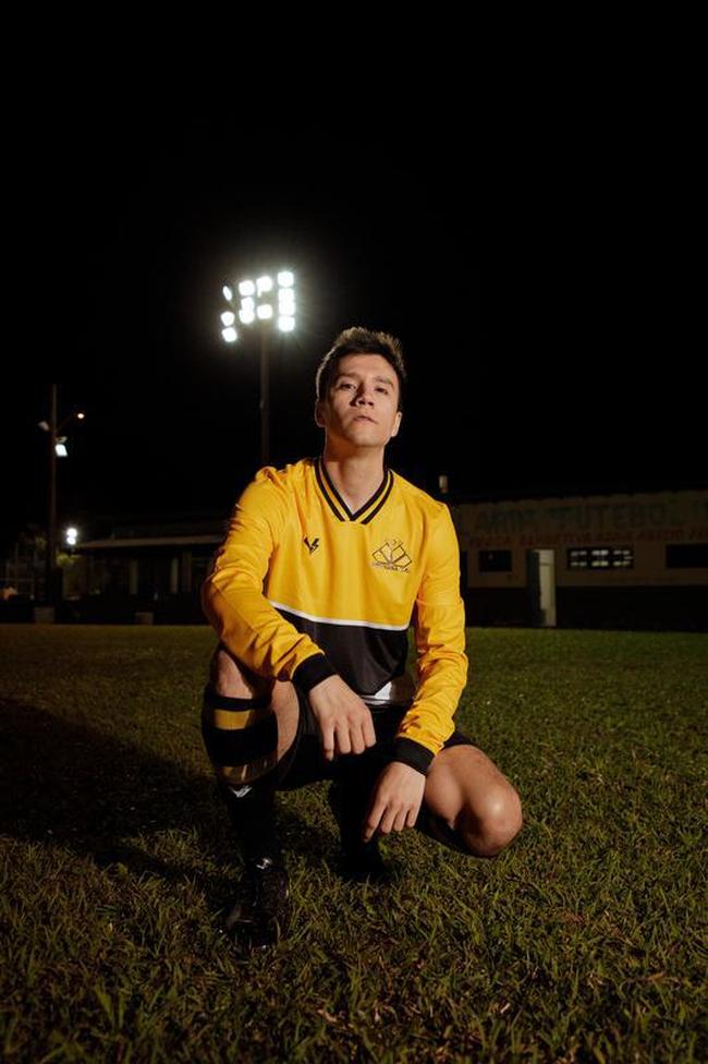 Camisas com mangas longas de Amrica, Botafogo-SP, CSA, Cricima, Figueirense, Remo, Santa Cruz e Vitria