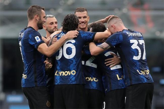 Inter estreia no Italiano com goleada no Guissepe Meazza