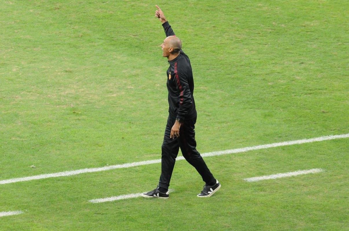 Fotos do jogo entre Cruzeiro e Sport, no Mineiro, em Belo Horizonte, pela 15 rodada da Srie B do Campeonato Brasileiro (28/6/2022)