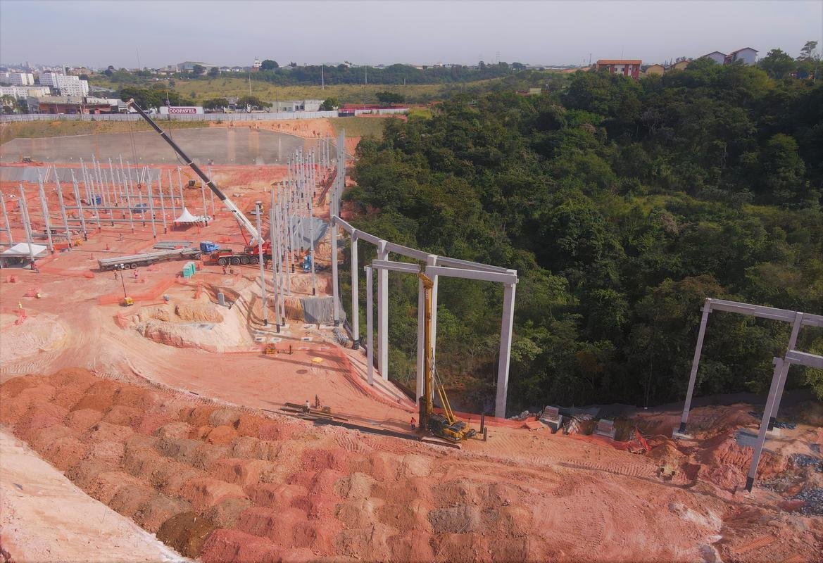 Fotos da Arena MRV, futuro estdio do Atltico, divulgadas nesta sexta (21/5) mostram boa parte da estrutura metlica instalada