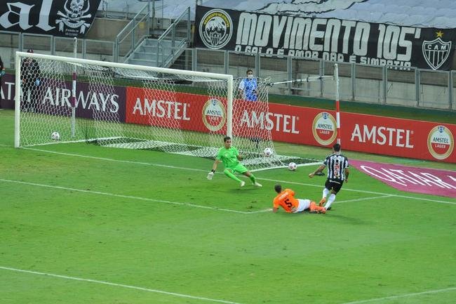 Fotos do jogo entre Atltico e La Guaira, da Venezuela, no Mineiro, em Belo Horizonte, pela ltima rodada do Grupo H da Copa Libertadores