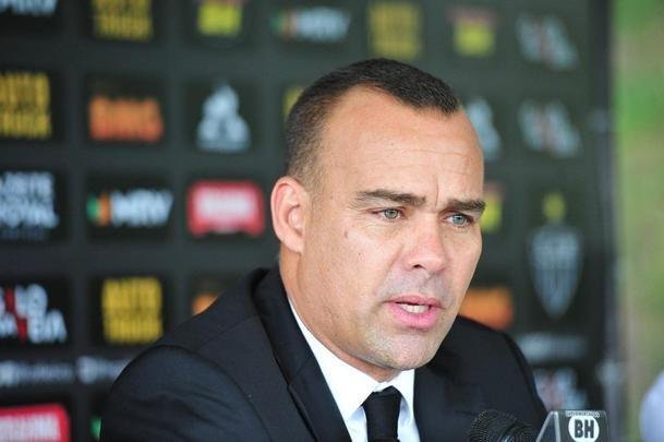 Fotos da apresentao de Rafael Dudamel no Atltico