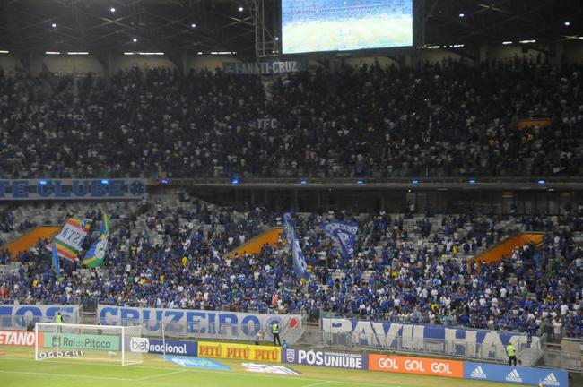Torcida do Cruzeiro deu show mais uma vez e lotou o Mineiro na partida contra o CRB pela 11 rodada da Srie B