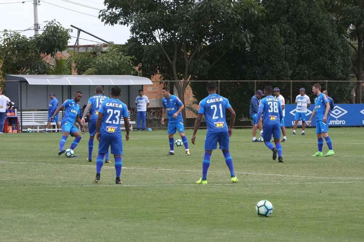 Imagens do treino do Cruzeiro na manh desta quarta-feira, 2 de agosto, na Toca da Raposa II