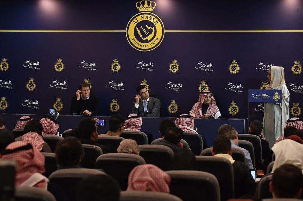 Cristiano Ronaldo foi apresentado pelo Al-Nassr, da Arbia Saudita, nesta tera-feira (3/1)