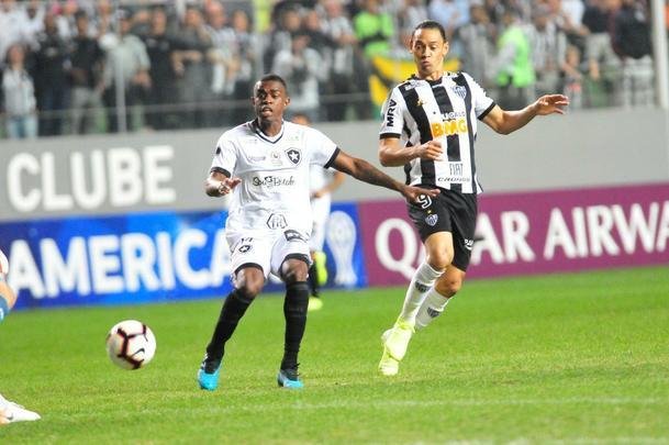 Fotos do primeiro tempo do duelo entre Atltico e Botafogo, no Independncia, pela Sul-Americana