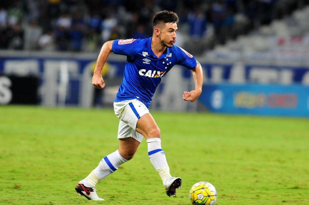 Willian - Entre 2013 e 2016, Willian foi pea importante do Cruzeiro. O atacante conquistou a torcida celeste e fez parte das campanhas vitoriosas do Campeonato Mineiro de 2014 e dos Brasileiros de 2013 e 2014. Depois, perdeu espao e se transferiu para o Palmeiras na temporada 2017.