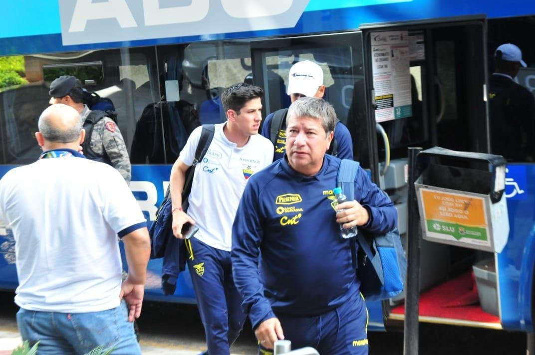 Delegao do Equador desembarcou nesta tera-feira em Belo Horizonte, onde estrear na Copa Amrica