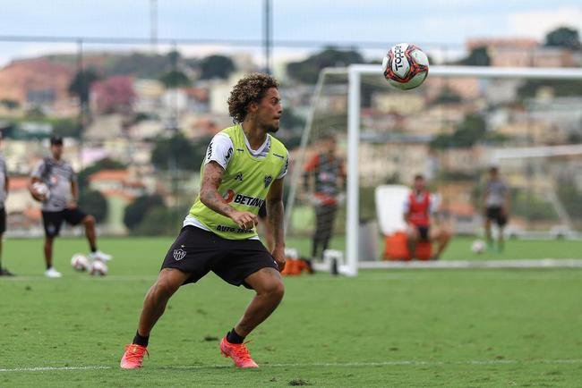 Depois da derrota para a Caldense, por 2 a 1, em Poos de Caldas, jogadores do Atltico voltaram ao trabalho nesta sexta-feira na Cidade do Galo.