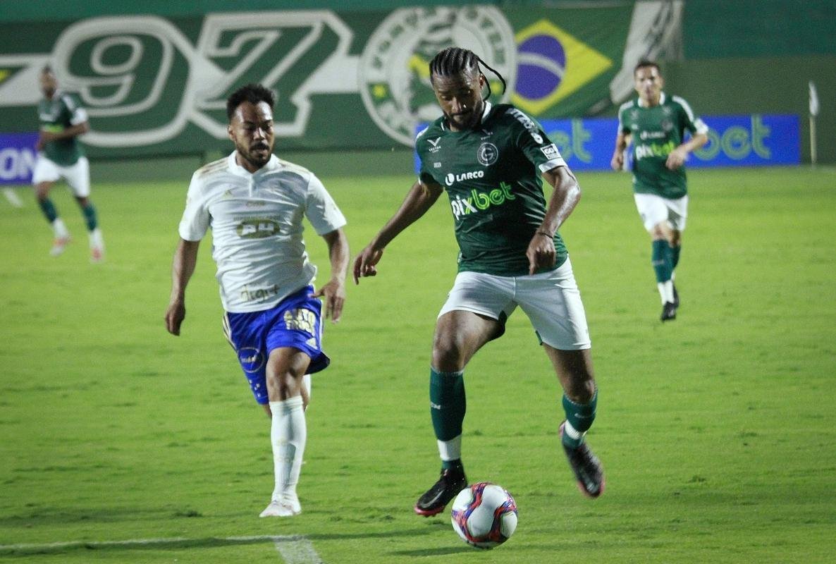 Cruzeiro empatou com Gois no Estdio da Serrinha, em Goinia, pela 22 rodada