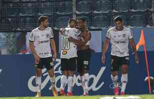 Atltico venceu o Cerro Porteo, em Assuno, com um gol de Keno, nos acrscimos do segundo tempo