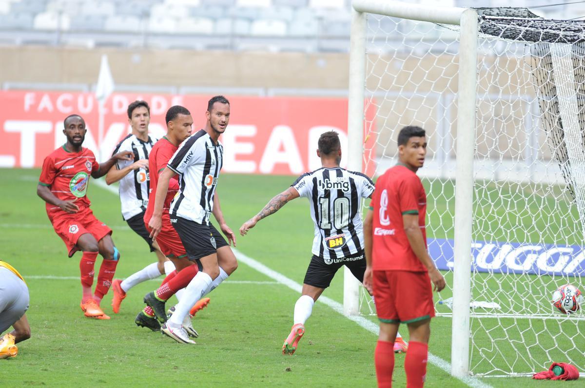 Fotos do jogo entre Atltico e Boa Esporte, no Mineiro, pela 10 rodada do Campeonato Mineiro