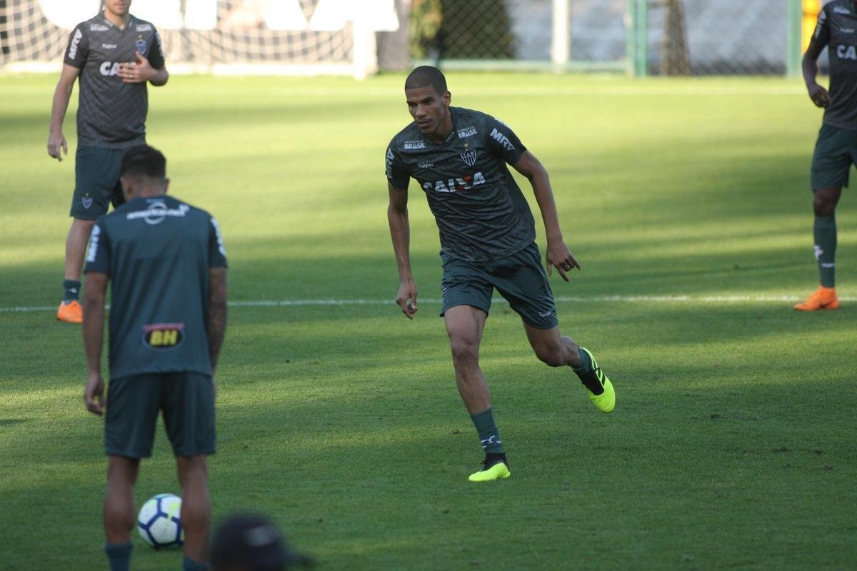 Atltico se prepara para enfrentar o Paran; veja fotos