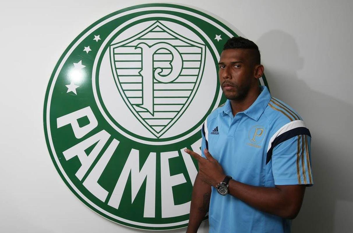 Aranha - Jogou no Atltico entre 2009 e 2010. Foi para o Palmeiras em 2015.