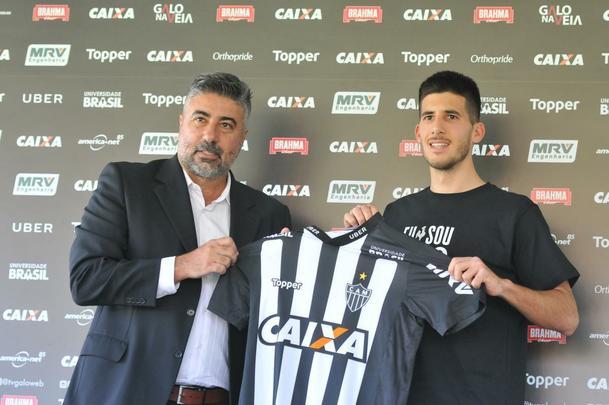 Veja imagens da apresentao de Martn Rea no Atltico