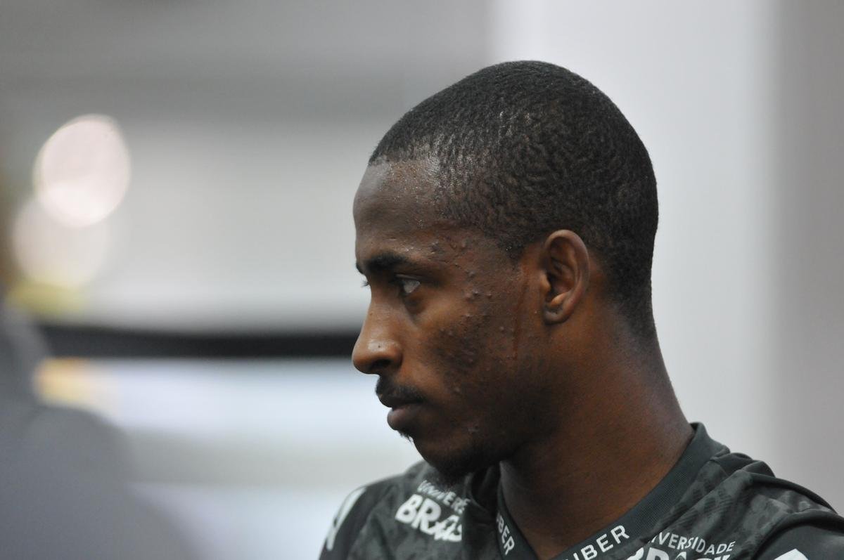 Depois de jogo-treino contra a Seleo Sub-20, jogadores do Atltico fizeram treino regenerativo