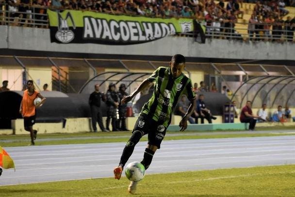 Empate por 1 a 1 com Santos do Amapá garantiu classificação do América à segunda fase da Copa do Brasil