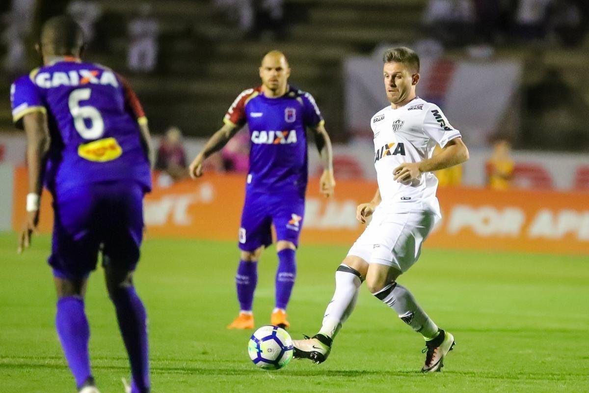 Paran 0 x 1 Atltico: veja fotos da partida