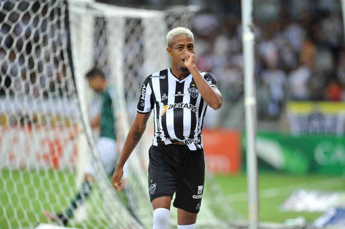 Keno marcou o segundo gol do Atlético na vitória sobre a Caldense pela semifinal do Campeonato Mineiro