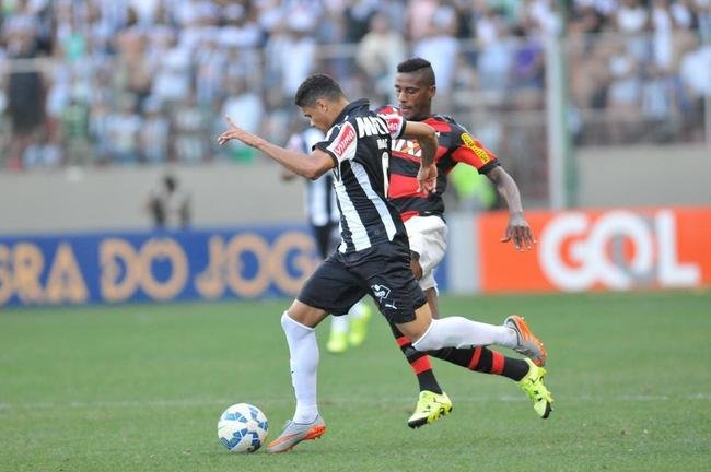 Imagens do segundo tempo da partida no Independ�ncia, que teve at� intervalo t�cnico por conta do calor