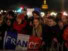 Torcedores recebem Seleo Francesa em Paris depois do vice no Mundial