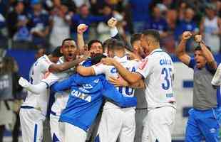 Cruzeiro venceu pênaltis com gols de Rafael Sobis, Raniel e Thiago Neves; Fábio pegou pênalti de Luan