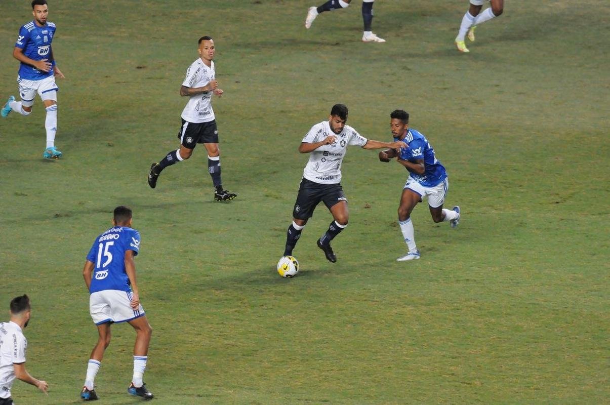 Fotos do jogo entre Cruzeiro e Remo pela Copa do Brasil