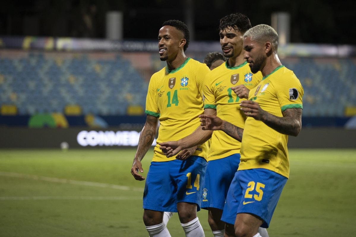 Fotos do jogo entre Brasil e Equador pela Copa Amrica