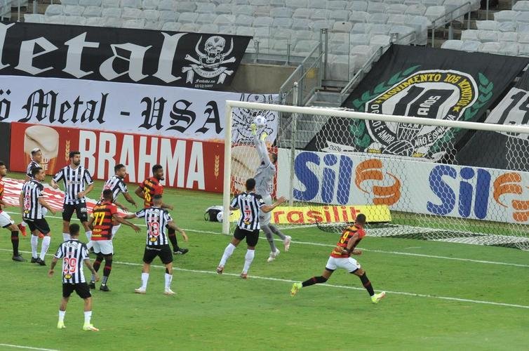 Fotos do jogo entre Atltico e Sport, no Mineiro, em Belo Horizonte, pela 21 rodada da Srie A do Brasileiro de 2021