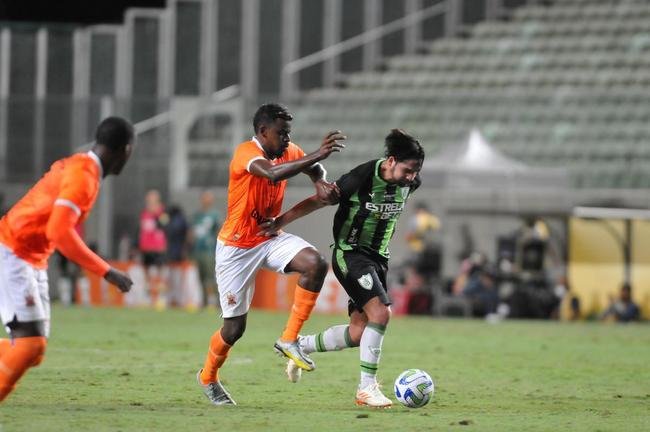 Amrica x Nova Iguau: fotos do jogo pela terceira fase da Copa do Brasil