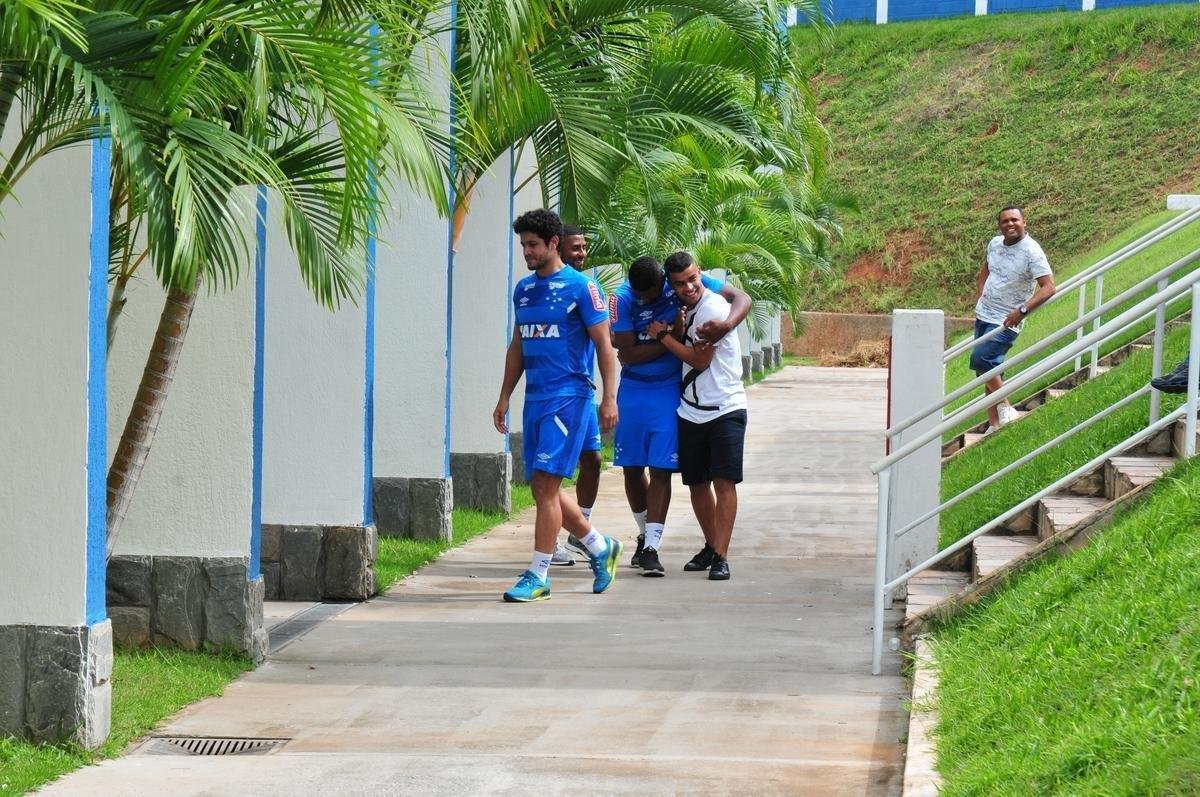 Cruzeiro iniciou temporada 2018 com reapresentao do elenco nesta quarta-feira; a caminho do Grmio, Alisson se despediu dos companheiros