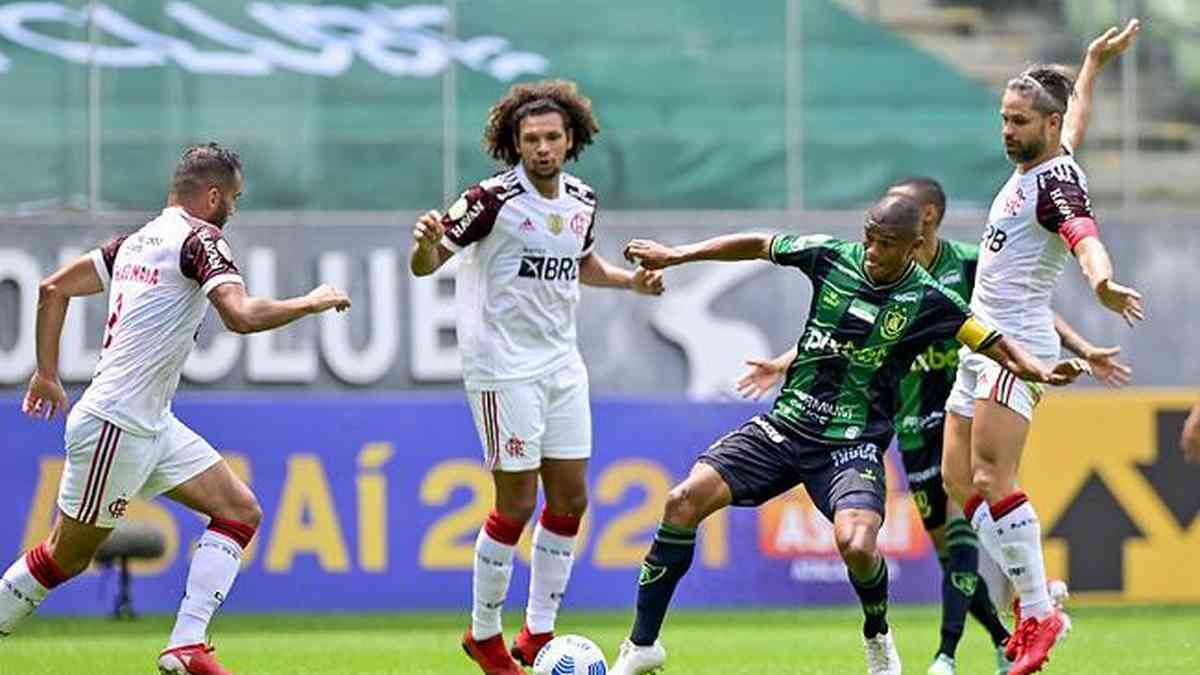 Flamengo on X: VOCÊ + 3 AMIGOS EM MAIS UM JOGÃO NO MARACÃ? 🔴⚫️ Se liga,  com a ABC da Construção você pode ganhar uma camisa oficial + 4 ingressos  para acompanhar