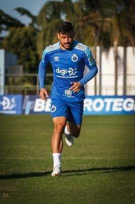 Equipe se prepara para o clássico contra o Atlético, na quinta-feira, às 20h, pela ida da Copa do Brasil