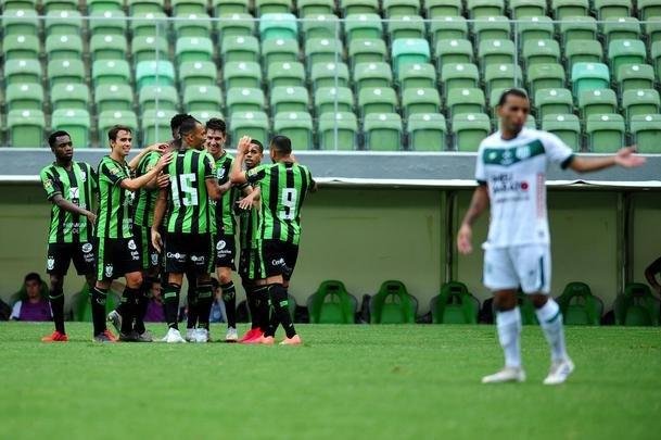 Amrica derrotou Uberlndia no Independncia por 3 a 0, com gols de Al (2) e Ademir