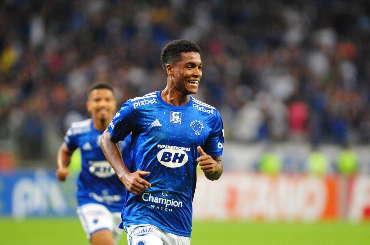 Cruzeiro 3 x 2 CSA: veja fotos do jogo da taa