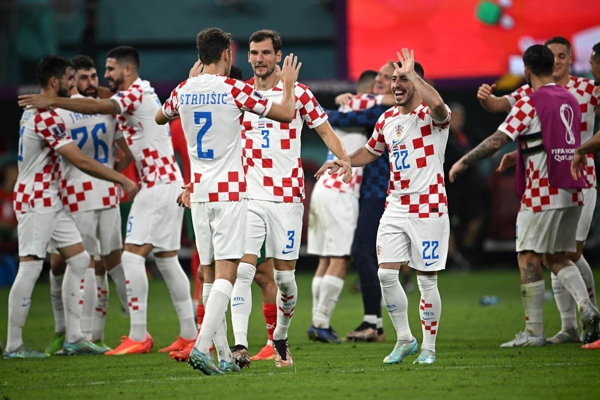 Festa e premiao dos jogadores da Crocia pela conquista do terceiro lugar na Copa do Mundo de 2022, no Catar. Time croata venceu o Marrocos por 2 a 1 neste sbado (17), no Estdio Internacional Khalifa, em Doha